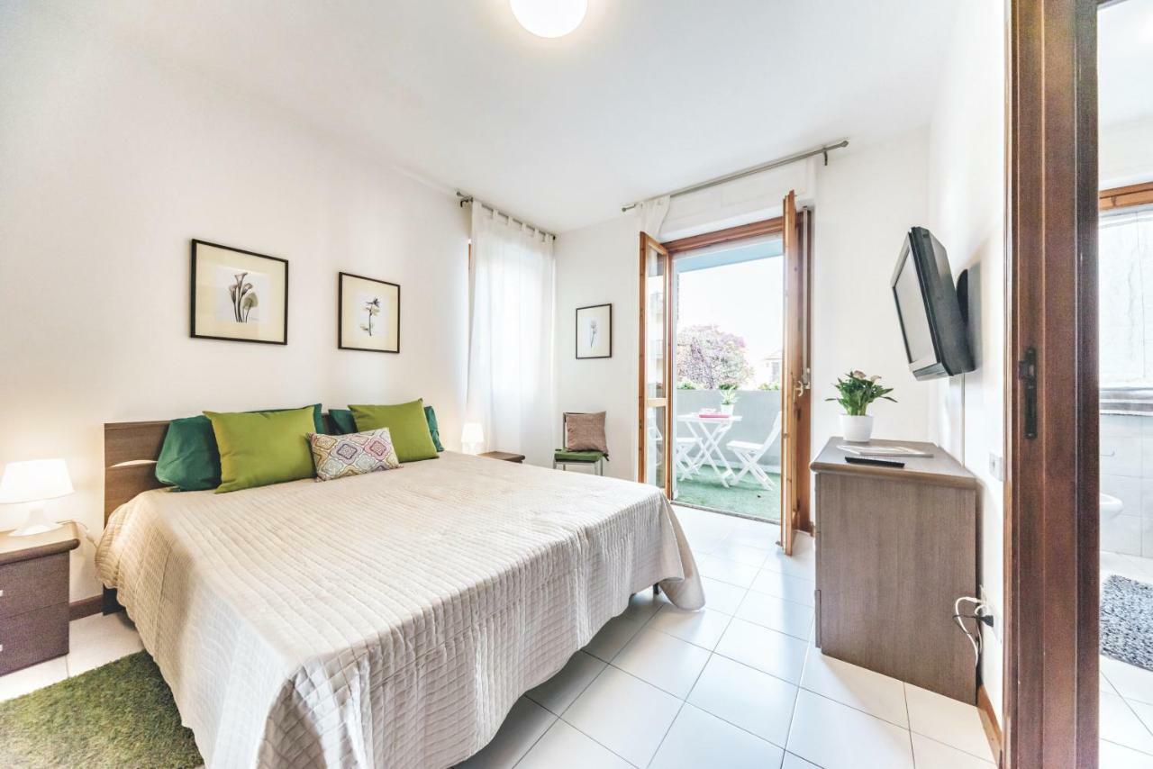Green Apartment-City Centre Кальяри Экстерьер фото
