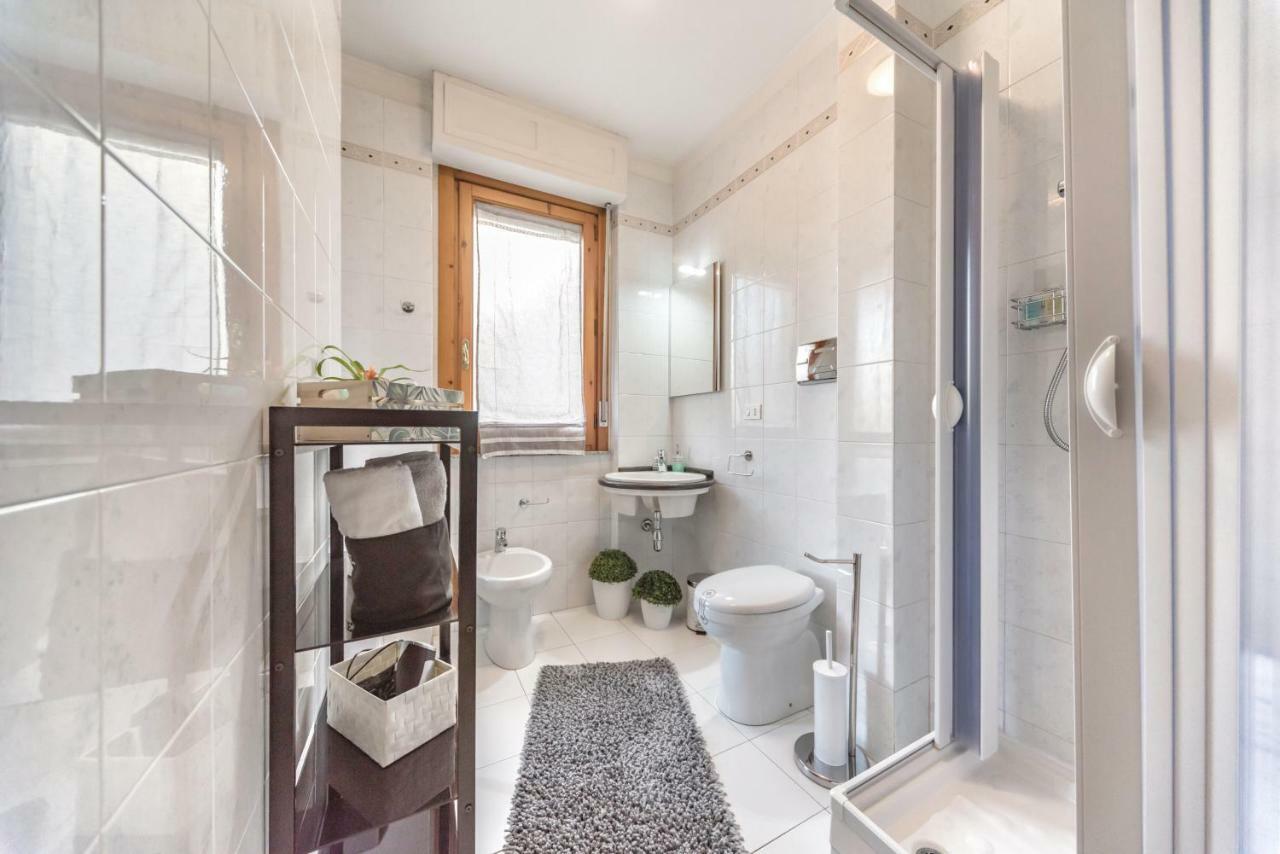 Green Apartment-City Centre Кальяри Экстерьер фото