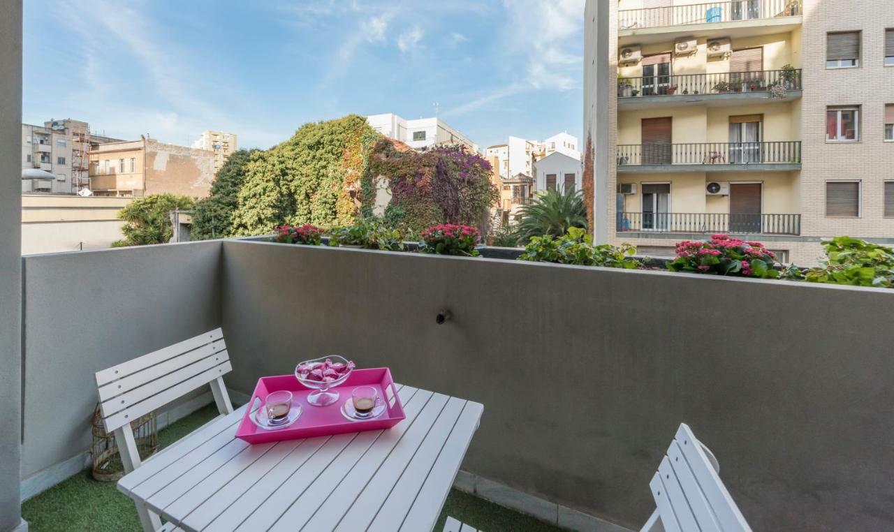 Green Apartment-City Centre Кальяри Экстерьер фото